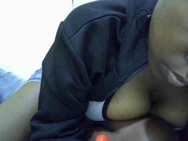 Sexyhanish webcam