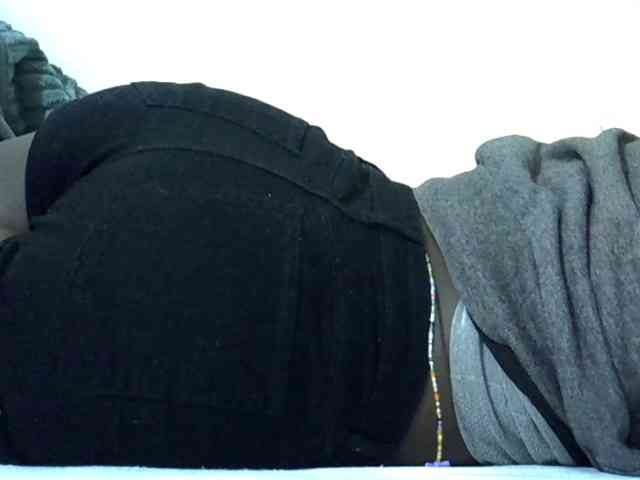 Sexyhanish Live Webcam on BongaCams