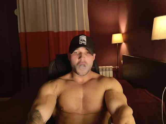 RikAdler Live Webcam on BongaCams