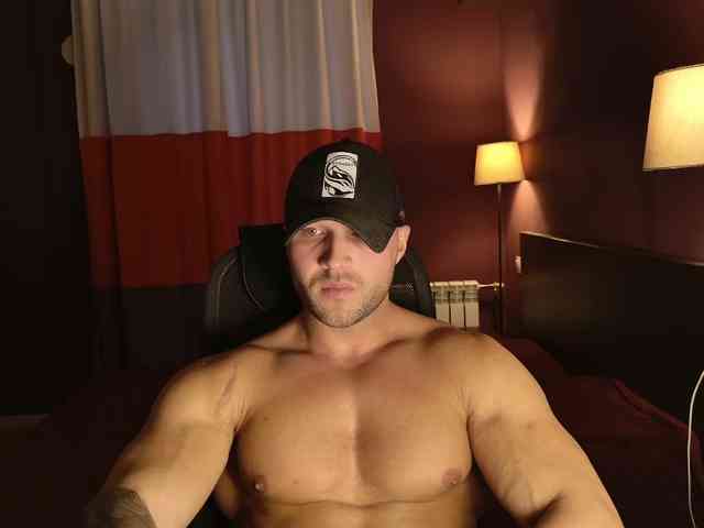 RikAdler Live Webcam on BongaCams