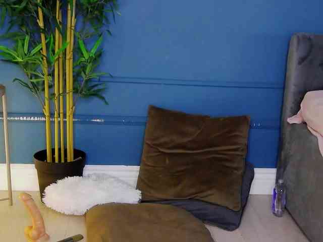 KimmDaviss KimmDaviss