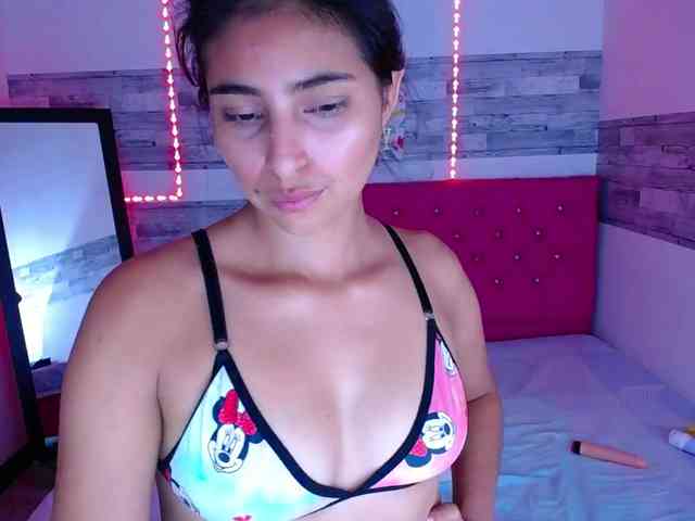 Pleassing-neighbor webcam