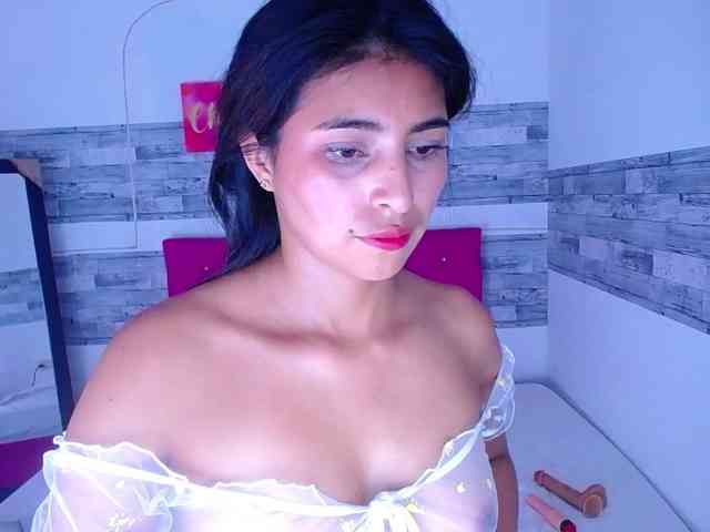 Pleassing-neighbor webcam