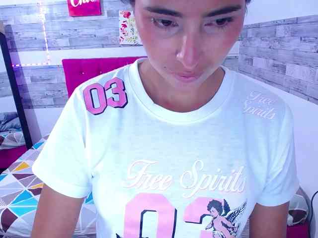 Pleassing-neighbor webcam