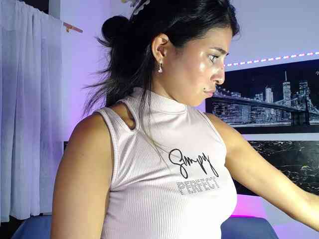 Pleassing-neighbor webcam