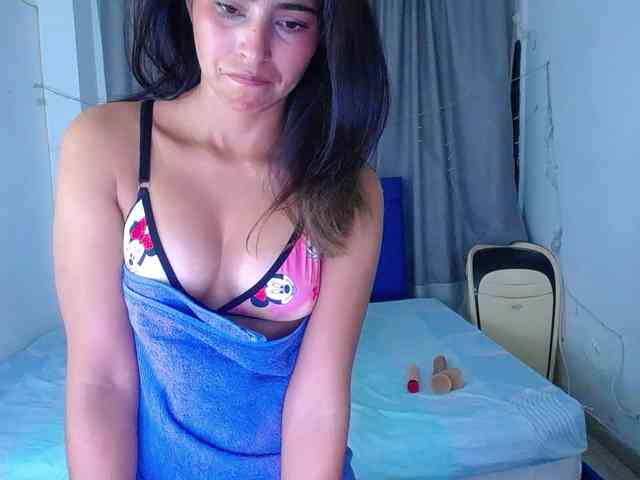 Pleassing-neighbor webcam