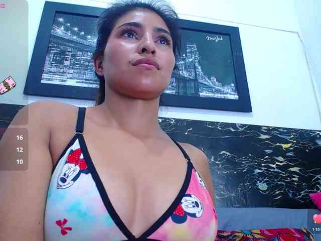 Pleassing-neighbor webcam