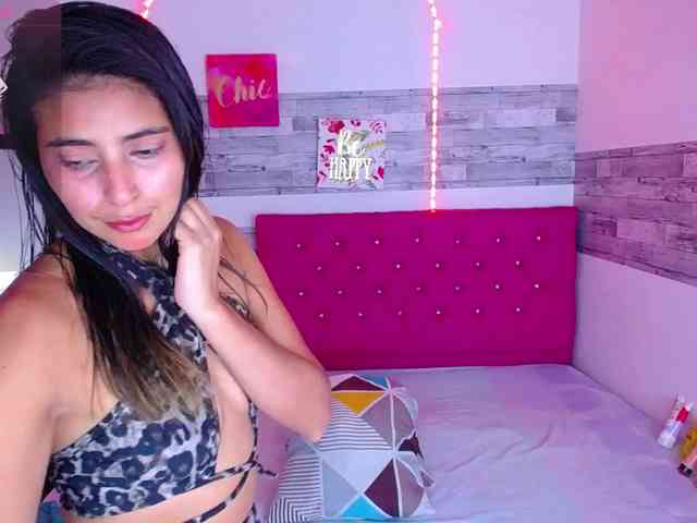 Pleassing-neighbor webcam