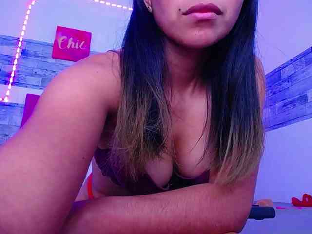 Pleassing-neighbor webcam