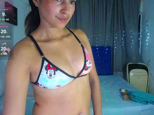 Pleassing-neighbor webcam