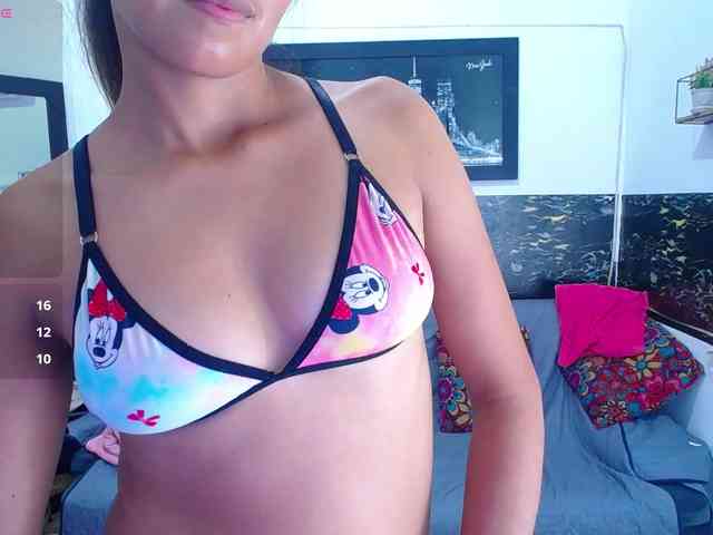 Pleassing-neighbor webcam