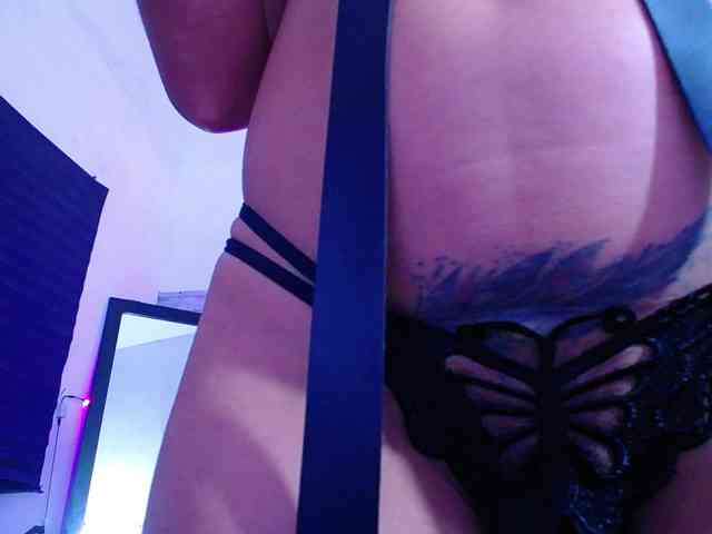 Pleassing-neighbor webcam