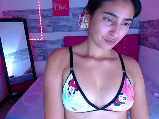 Pleassing-neighbor webcam