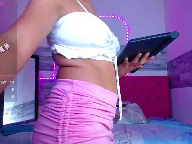 Pleassing-neighbor webcam