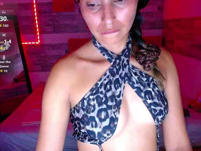 Pleassing-neighbor webcam