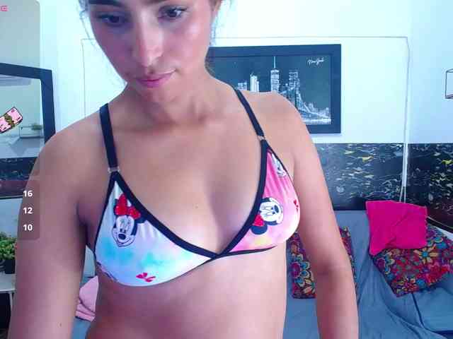 Pleassing-neighbor webcam