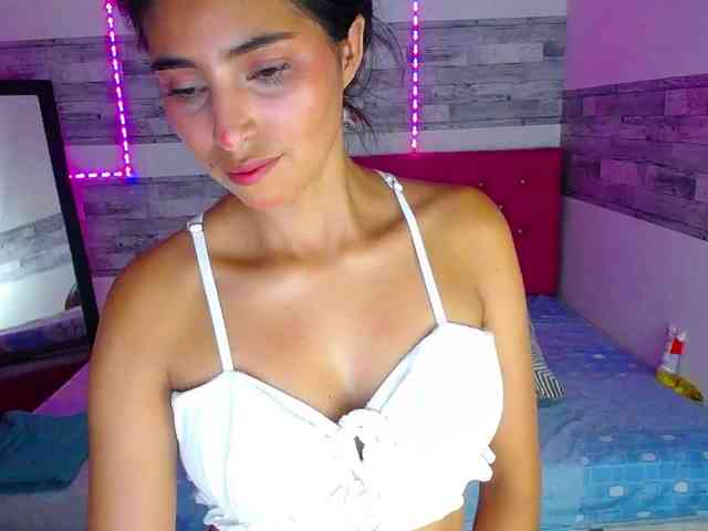 Pleassing-neighbor webcam