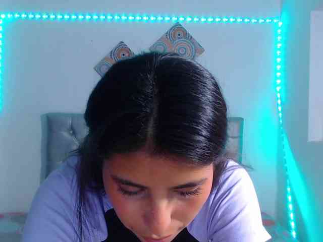 Pleassing-neighbor webcam