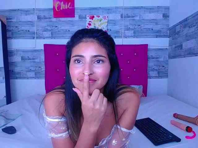 Pleassing-neighbor webcam