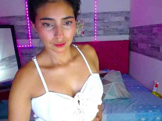 Pleassing-neighbor webcam