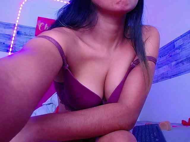 Pleassing-neighbor webcam