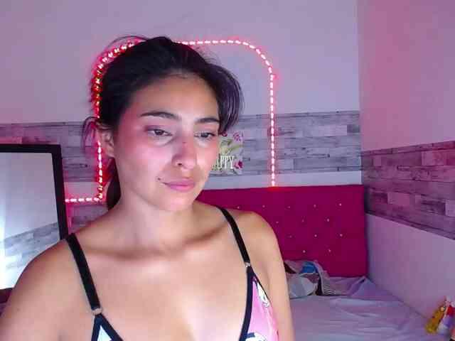 Pleassing-neighbor webcam