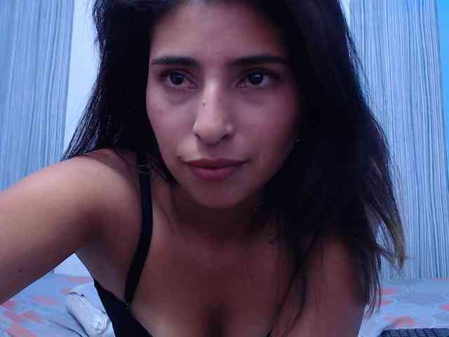 Pleassing-neighbor webcam