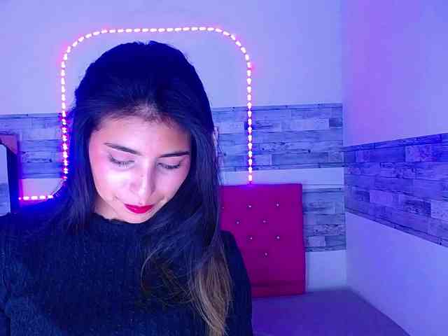 Pleassing-neighbor webcam