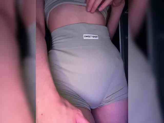 SweetPussy-1 webcam
