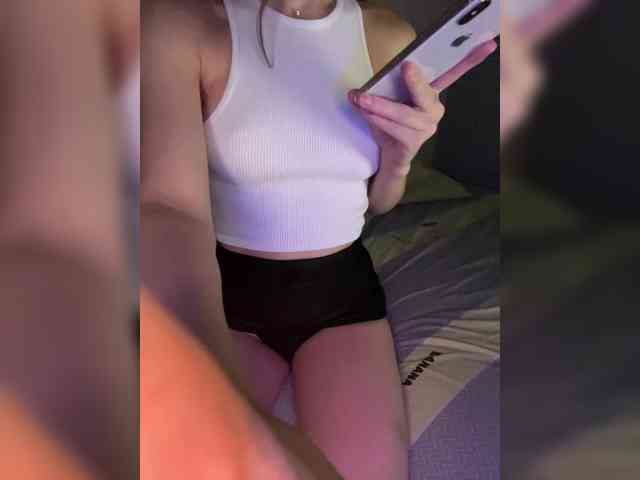 SweetPussy-1 webcam