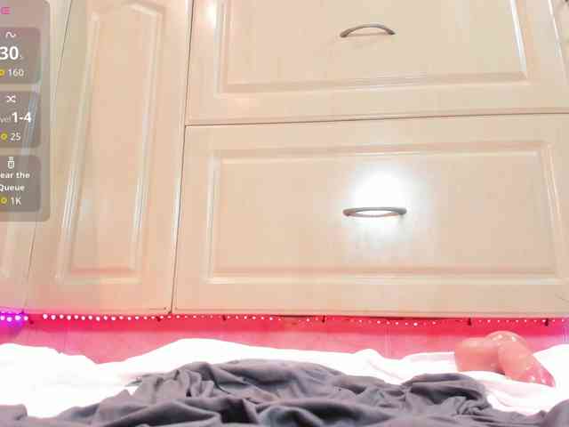 upskirt cam VictoriaPowell