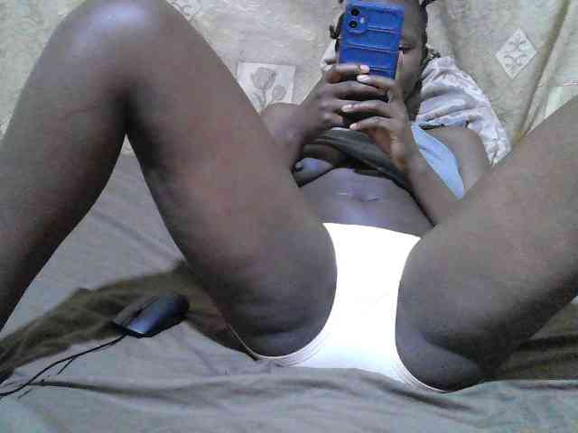 Blackslim-girl webcam