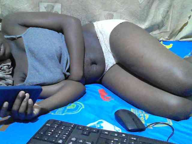 Blackslim-girl webcam