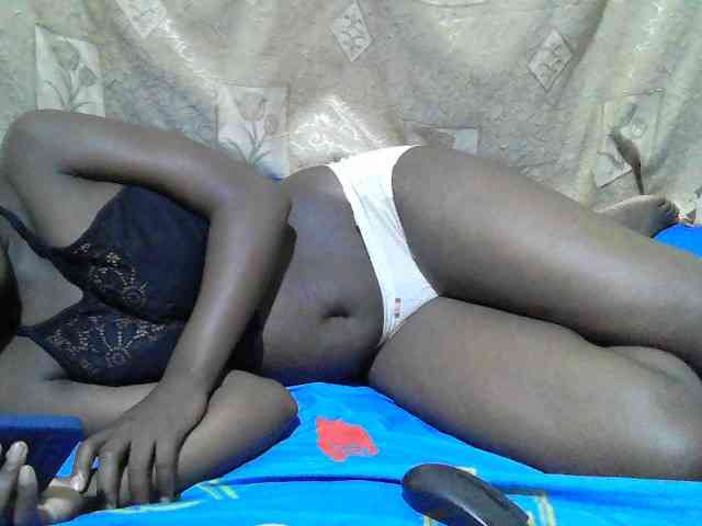 Blackslim-girl webcam
