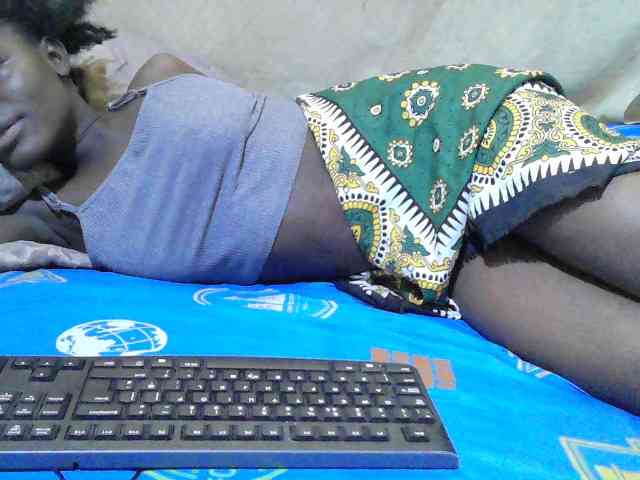Blackslim-girl webcam