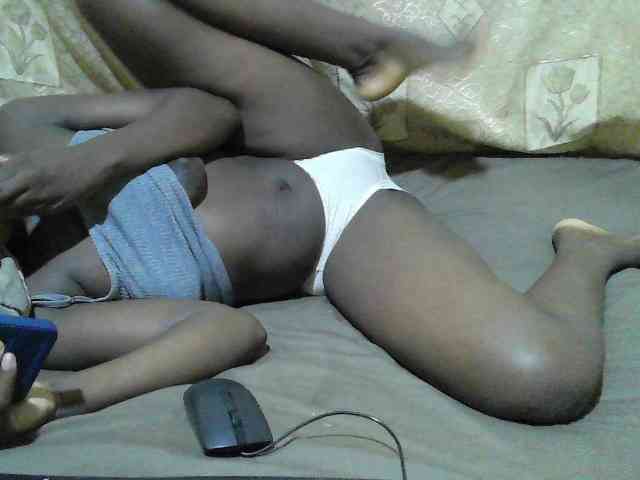 Blackslim-girl webcam