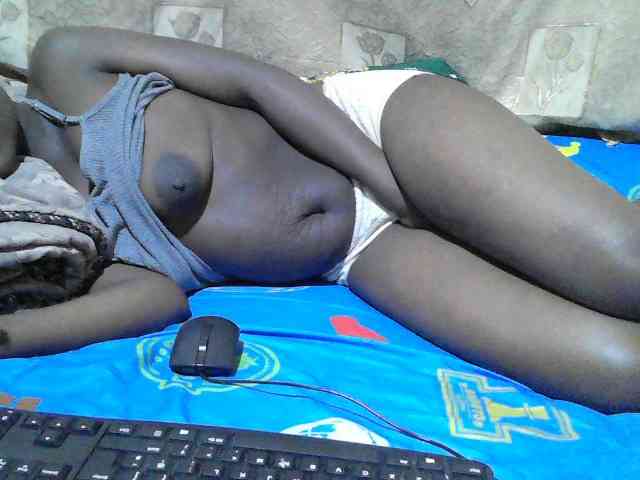 Blackslim-girl webcam