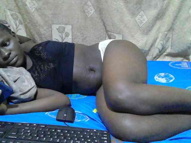 Blackslim-girl webcam