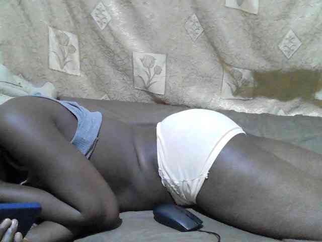 Blackslim-girl webcam