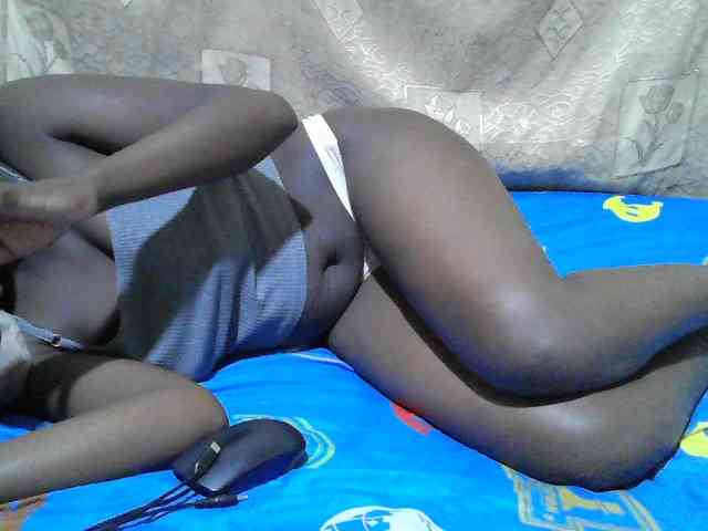 Blackslim-girl webcam