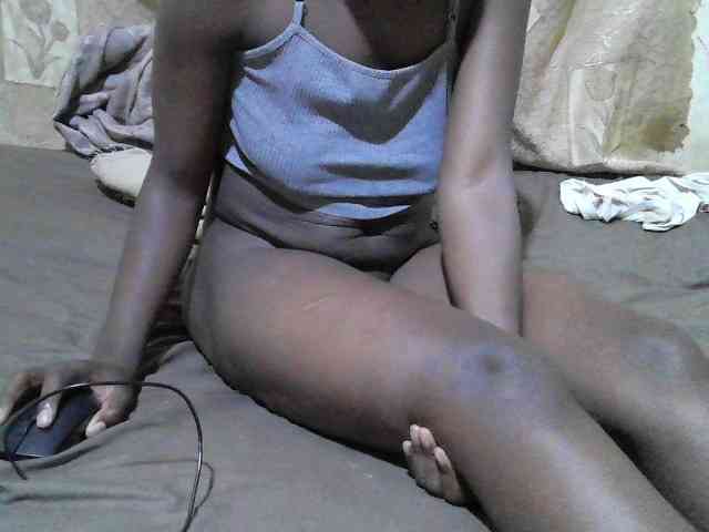 Blackslim-girl webcam