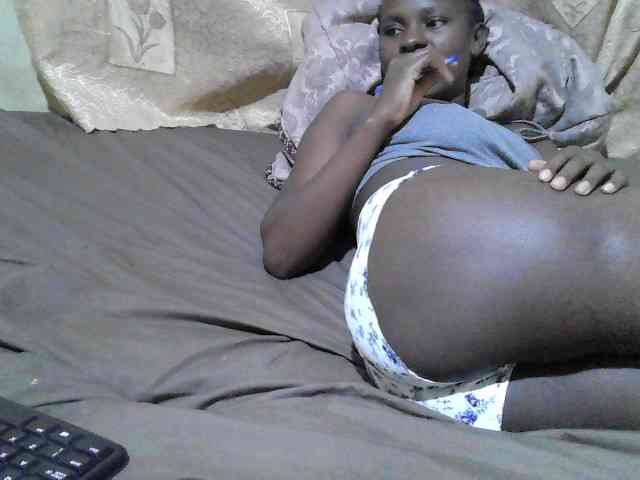 Blackslim-girl webcam