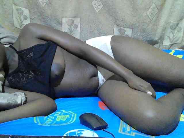 Blackslim-girl webcam