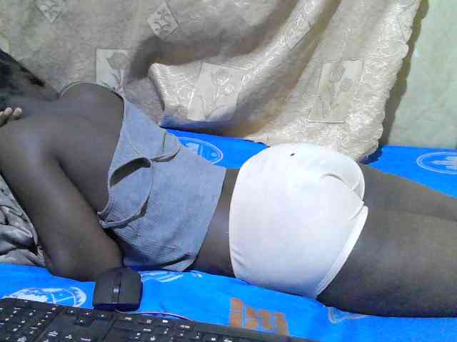 Blackslim-girl webcam