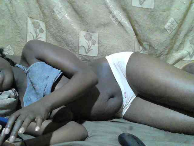 Blackslim-girl webcam