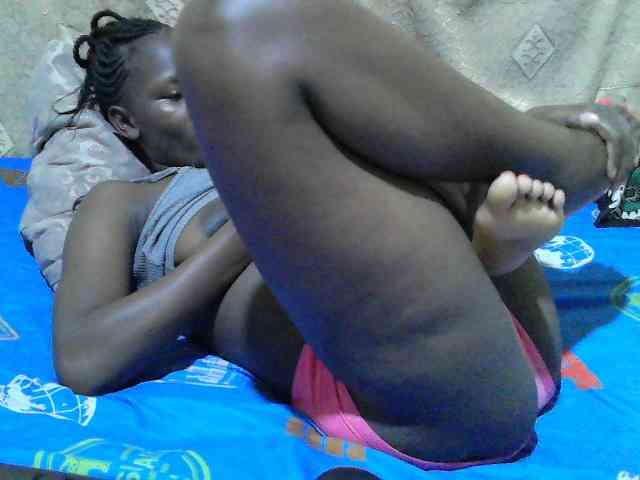 Blackslim-girl webcam
