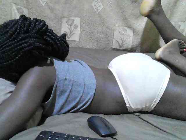 Blackslim-girl webcam