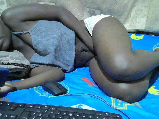 Blackslim-girl webcam