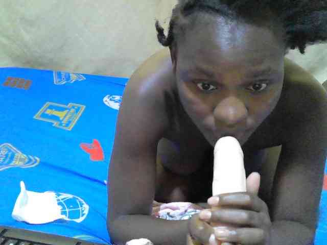 Blackslim-girl webcam