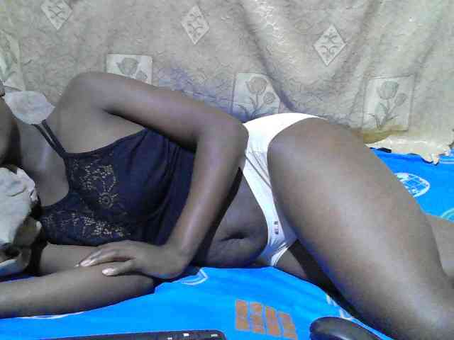 Blackslim-girl webcam
